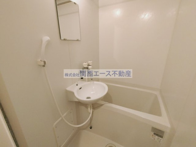 【浴室】 | レオパレスシオン