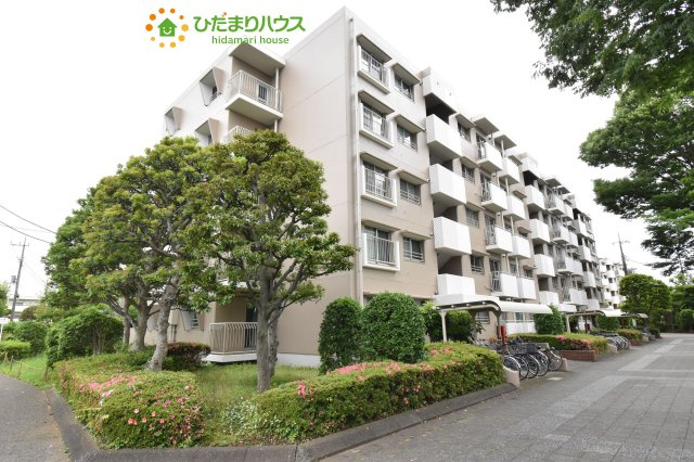 蓮田市東5丁目　中古マンション　蓮田駅前住宅七号棟の外観