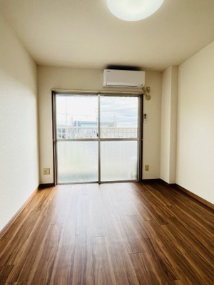 【洋室】 | エミナンス東海