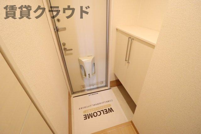 ルーチェおゆみ野の玄関|明るい玄関です