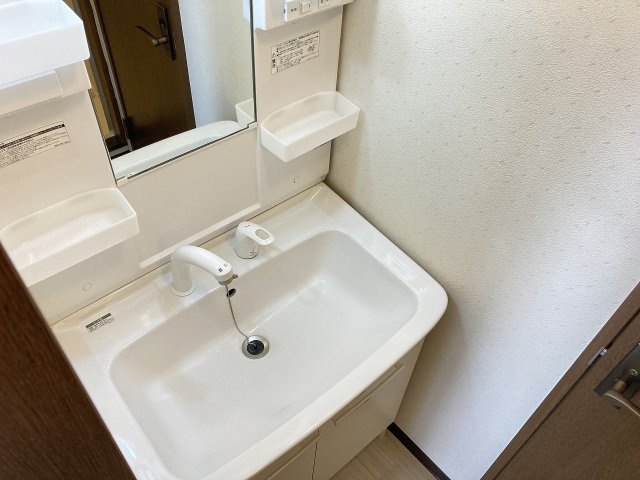 セゾン　ド　パークの独立洗面台