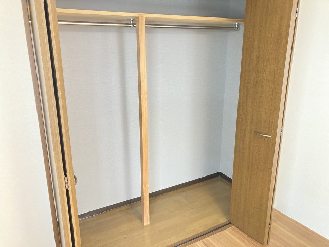 セゾン　ド　パークの収納
