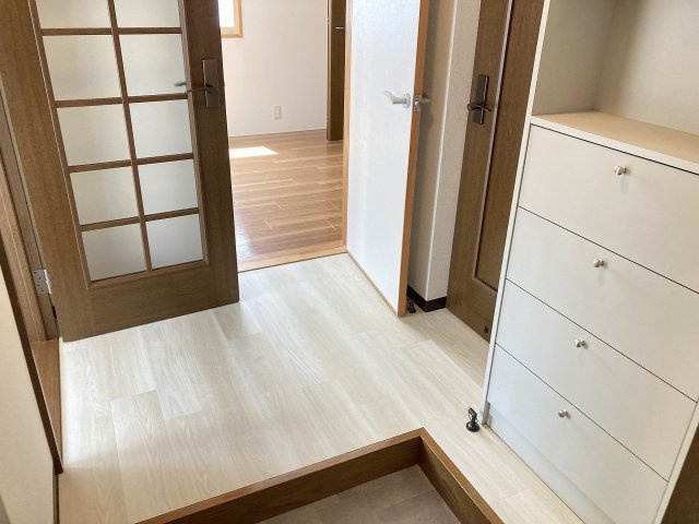 セゾン　ド　パークの玄関