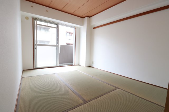 【和室】 | ノアコート森小路（旧ラフィーネ鶴丸）