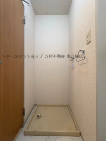 ヴィラージュ市川大町の玄関|玄関には大型シューズBOXを設置♪※別部屋の写真です。