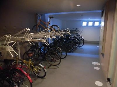 More河原町Ⅱ（モア河原町Ⅱ）の駐車場|駐輪場