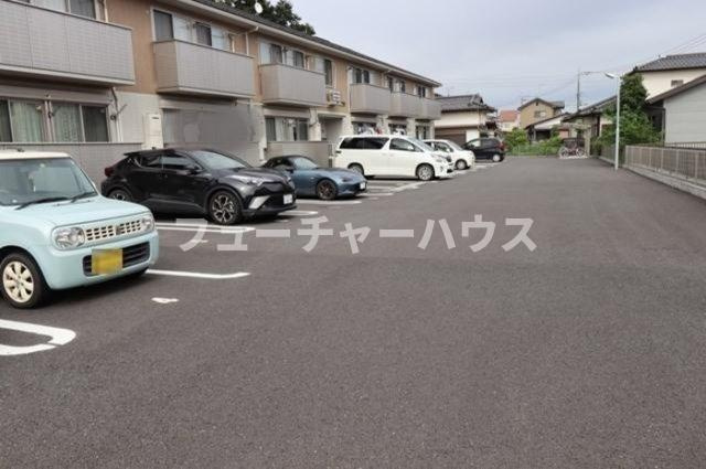 Ｄ－ｒｏｏｍ赤塚　Ｂの駐車場