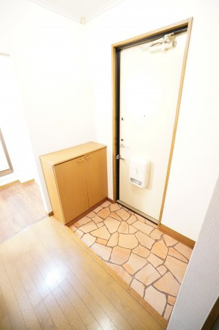 【玄関】 | エーデルハイムD | ※同物件・反転タイプの写真です。