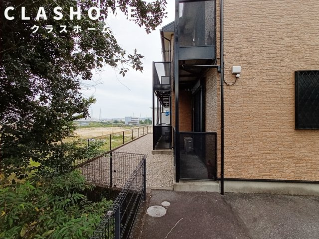 アンプルール リーブル SoleadoⅡのバルコニー