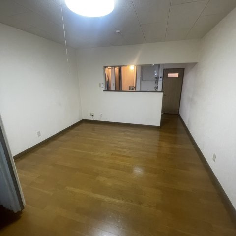 アークの居間・リビング