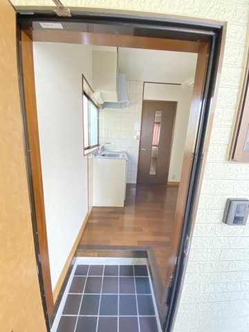 ハイツ山村の玄関|シンプルで使いやすい玄関です