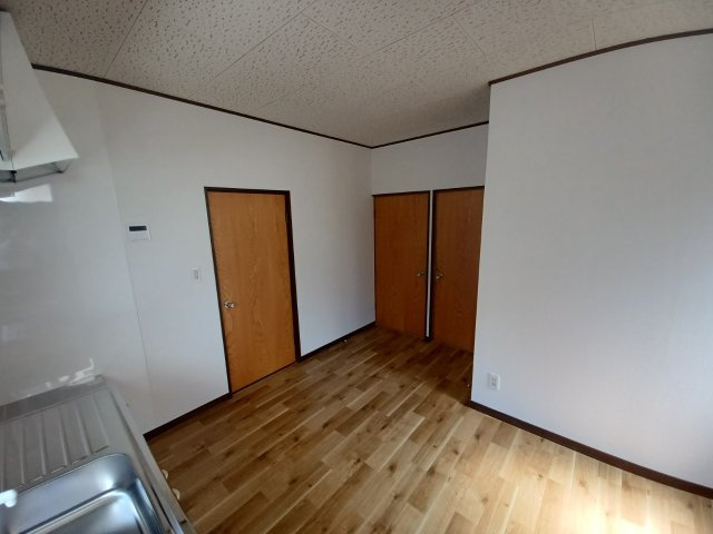 松山町1丁目8-10店舗付住居の内装