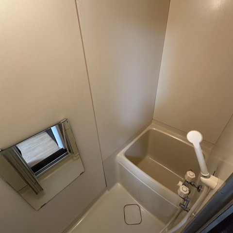 コーポ室本の浴室