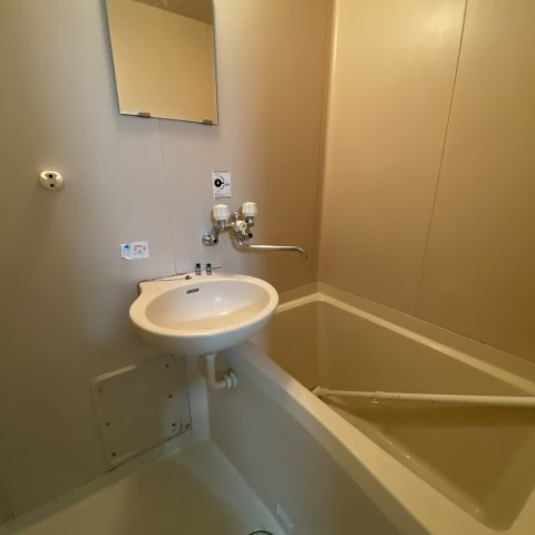 ＦＫマンションの浴室|お風呂です