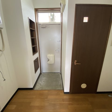 ＦＫマンションの玄関