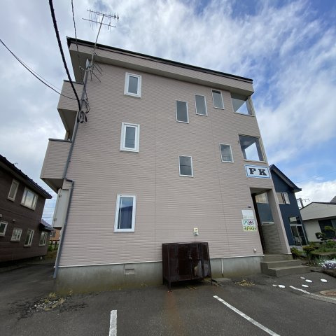ＦＫマンションの外観|落ち着いた雰囲気の外観です