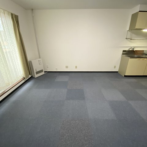 ＦＫマンションの洋室|ゆったりした洋室です