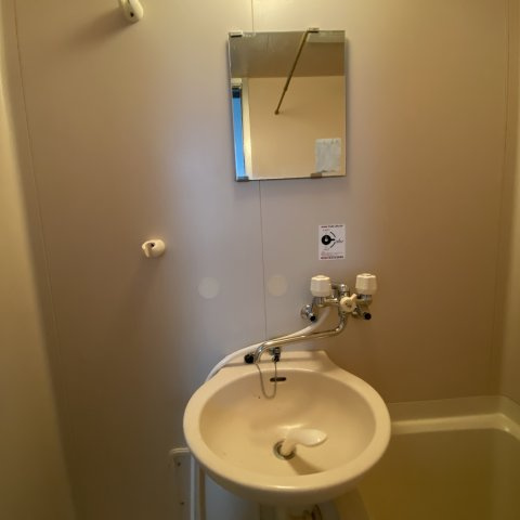 ＦＫマンションの洗面所|使いやすい洗面所です