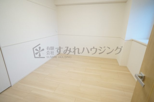 グラシス池尻の寝室