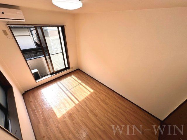 トーヨーコートウィステリアの居間・リビング