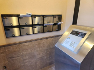 【エントランス】