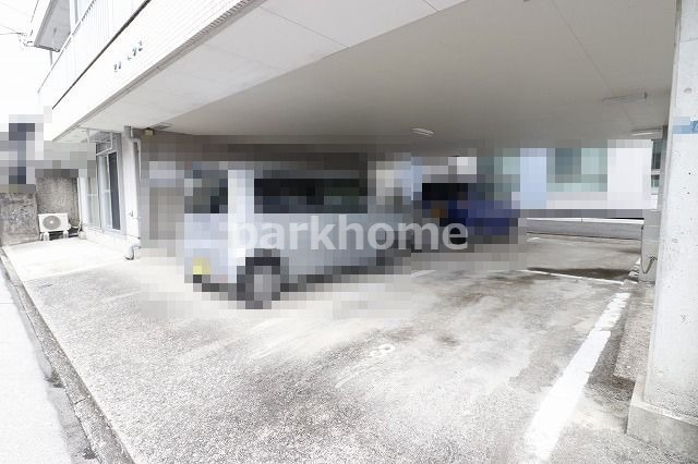 マリーハウスの駐車場|駐車場に車を止められます