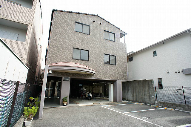 ラベンダーの外観