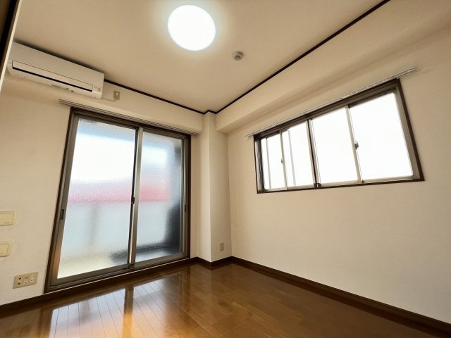 アンプルールフェールKYuの居間・リビング|ゆったりとしたリビングです