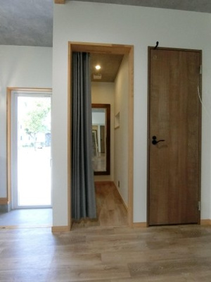 【内装】 | ３５８テナント