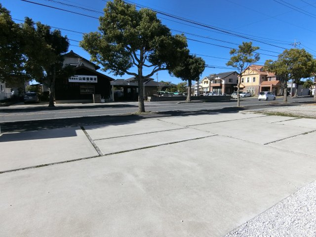 【駐車場】 | ３５８テナント