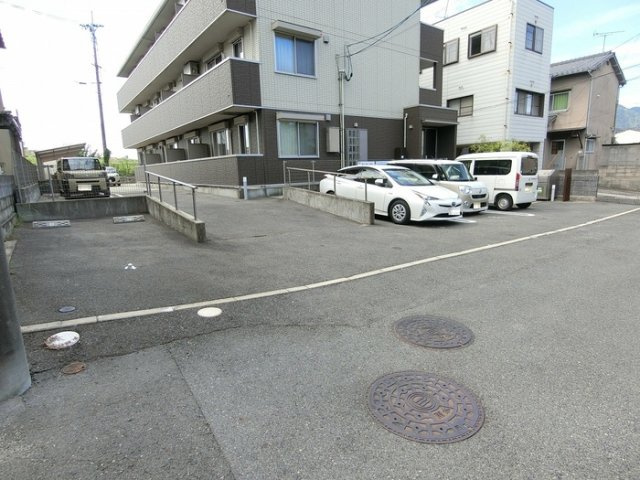 【駐車場】ステラ