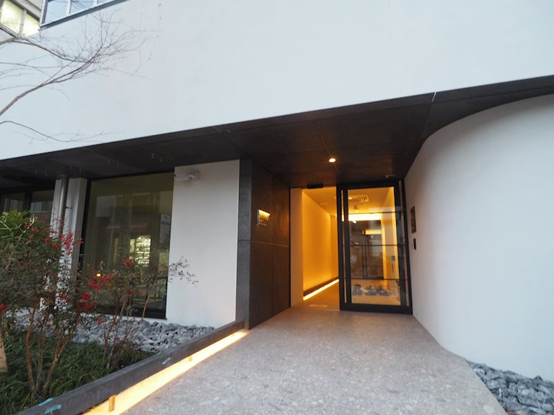 ONE ROOF RESIDENCE上野御徒町のエントランス