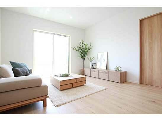 【居間・リビング】