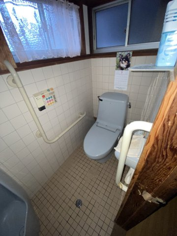 下小鯖　中古住宅のトイレ
