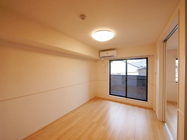 グリーンハイツ加茂Ⅰの居間・リビング|使いやすい居間です