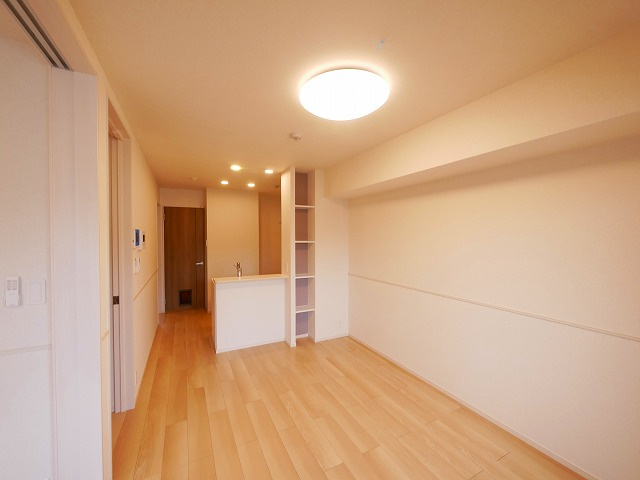 グリーンハイツ加茂Ⅰの居間・リビング|ゆったりとした居間です