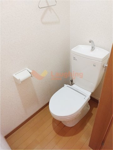 久留米市三潴町玉満の一戸建てのトイレ|ゆったりとした空間のトイレです