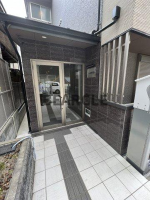 【エントランス】 | パレ五条清水 | 落ち着いたエントランスです