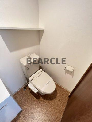 【トイレ】 | パレ五条清水 | 落ち着いた色調のトイレです