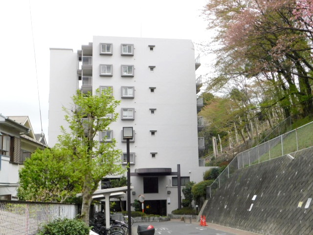 ハイラーク入間の外観