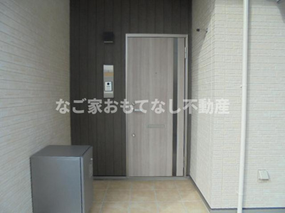 【エントランス】 | 八剱町戸建 | ※写真は別号室です