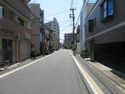 アクシルコート京都二条EASTの周辺|前面道路