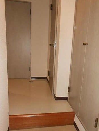 マスカワビルの玄関