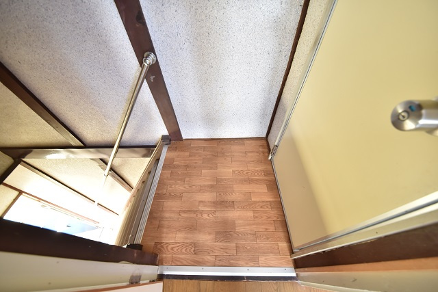 和庄Mアパートの玄関