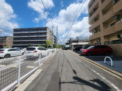 フェアリージャムの周辺|前面道路