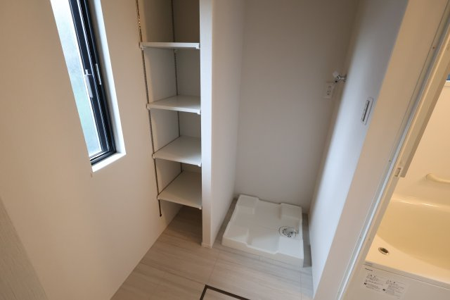 【浴室】 | 《仲介手数料無料》南区大字大谷口869(33期B号棟)新築一戸建て | 撮影日 2025年10月23日 15:00 晴れ