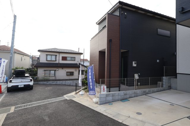 《仲介手数料無料》南区大字大谷口869(33期B号棟)新築一戸建ての外観|撮影日 2025年10月23日 15:00 晴れ