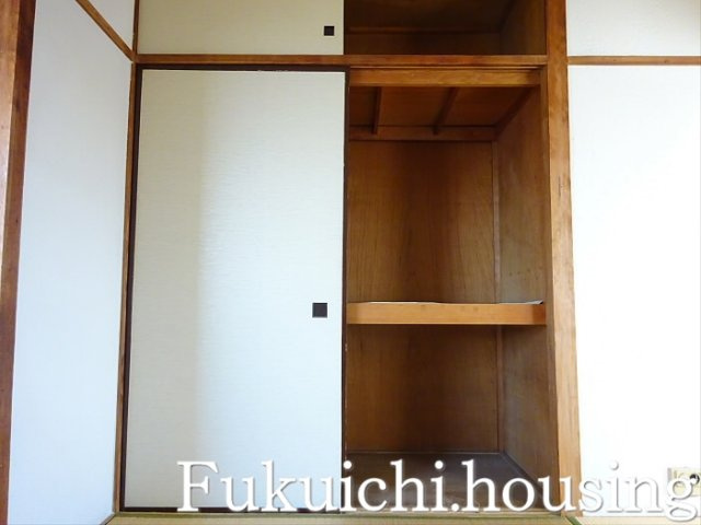 豪徳寺コーポラスの収納