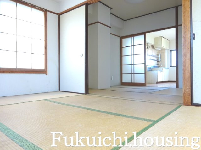 豪徳寺コーポラスの居間・リビング