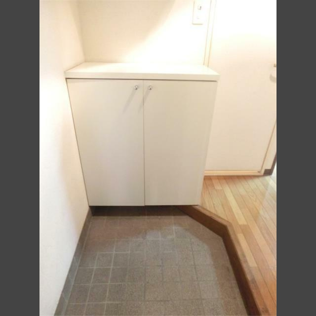 フォンテーヌ府中の玄関